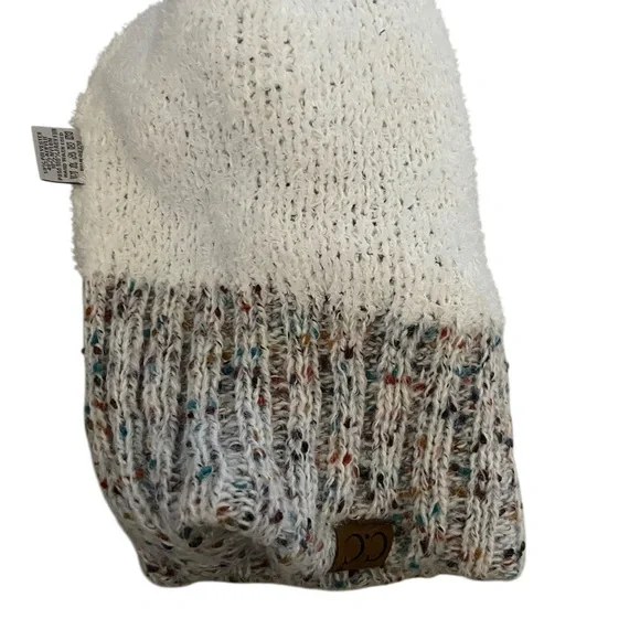 C.C. Confetti Mohair Ribbed Beanie with Faux Fur Pom-Pom EUC - Picture 4 of 5